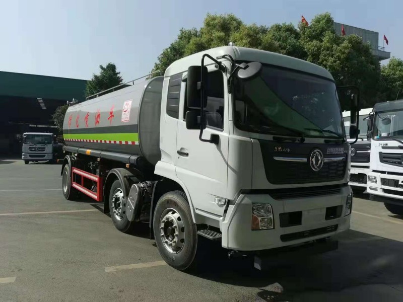東風(fēng)天錦小三軸   16-18噸   綠化噴灑車(chē)