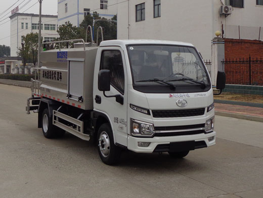 躍進2-3噸純電動綠化噴灑車